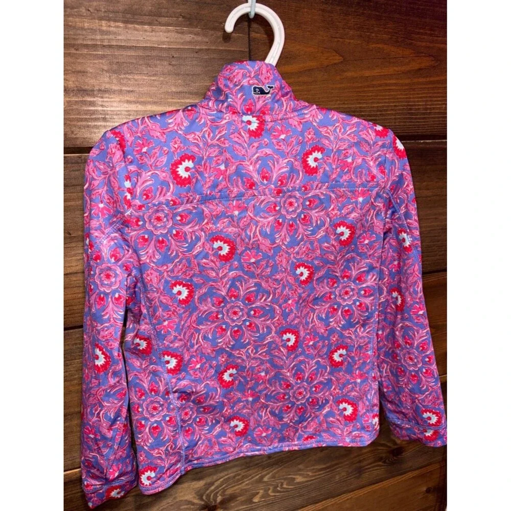 Vineyard Vines vibrant pullover